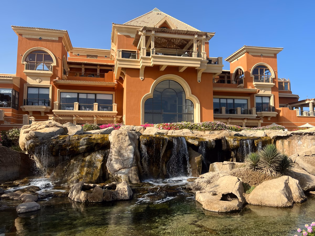 Golf in Soma Bay: World-Class Red Sea Courses, Coastal Holes & Modern Facilities - Image 5