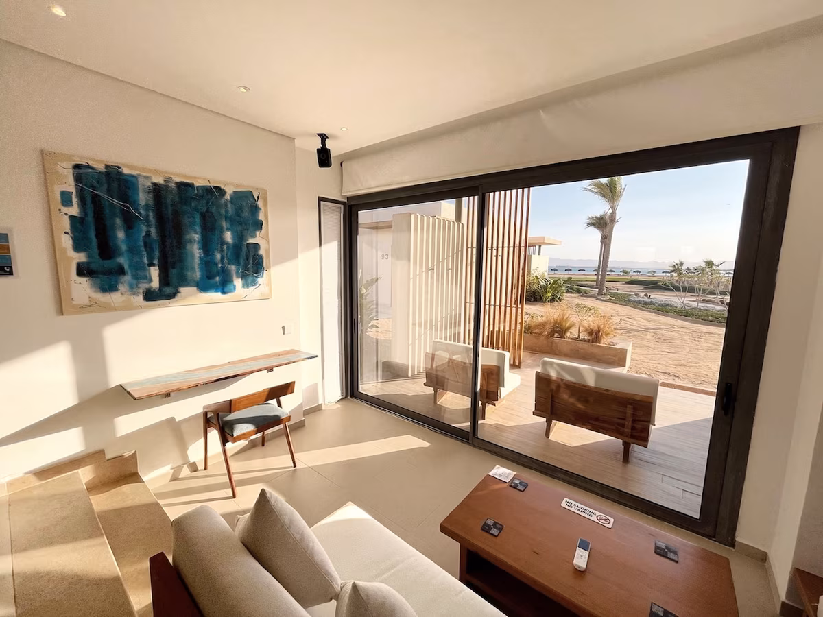 Beach View Pool Side Cabana with Cinema in Somabay - Image 4