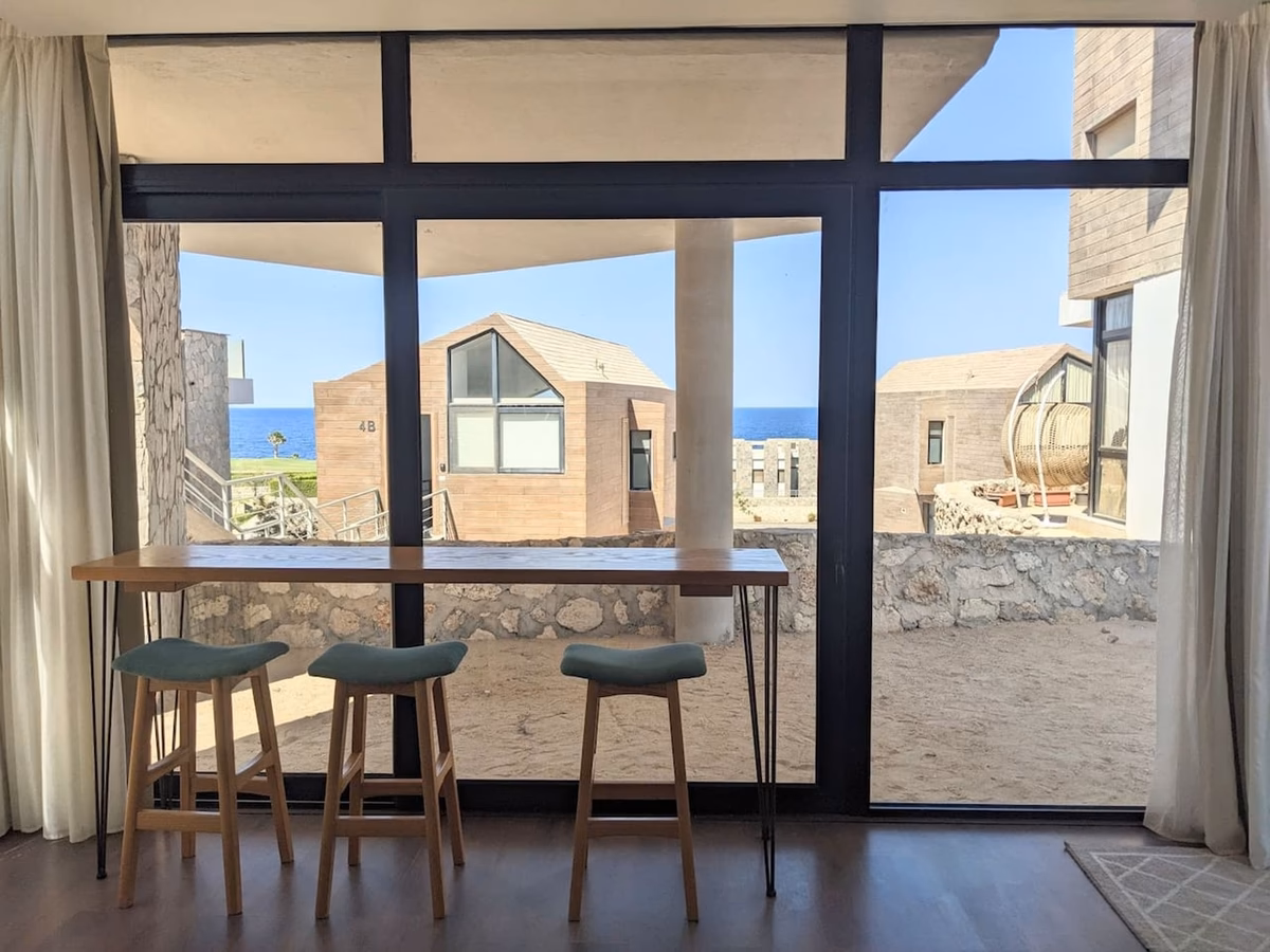 Somabay Seaview 1BR Apartment w/ Free Beach & Pool - Image 1