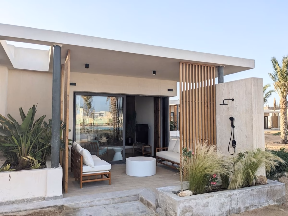 Magical Cabana Steps From Beach & Pool - Image 1