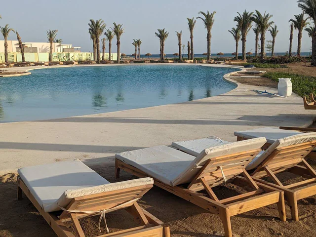 Magical Cabana Steps From Beach & Pool - Image 3