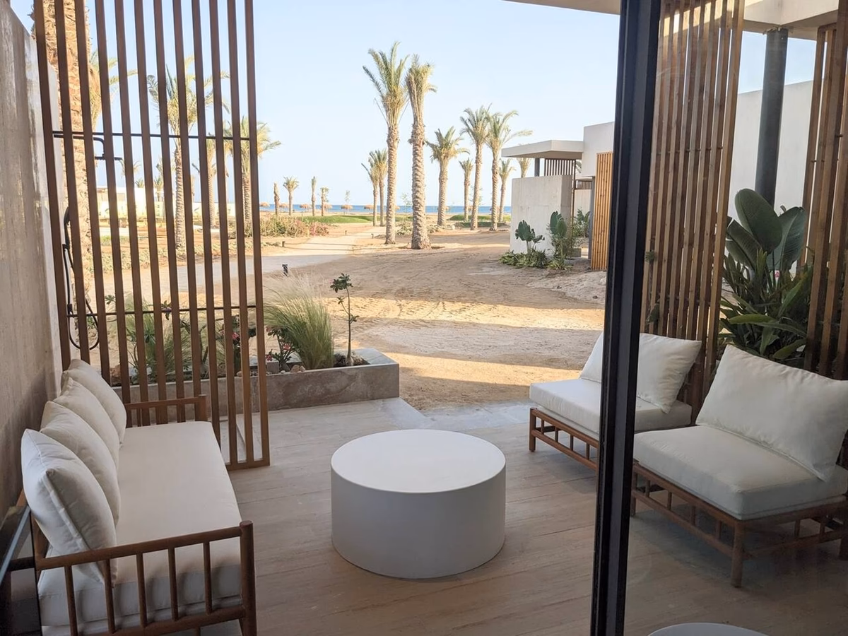 Magical Cabana Steps From Beach & Pool - Image 7