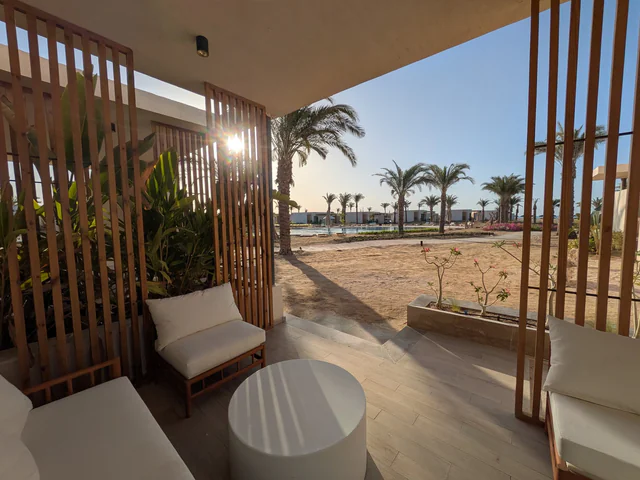 Magical Cabana Steps From Beach & Pool - Image 2