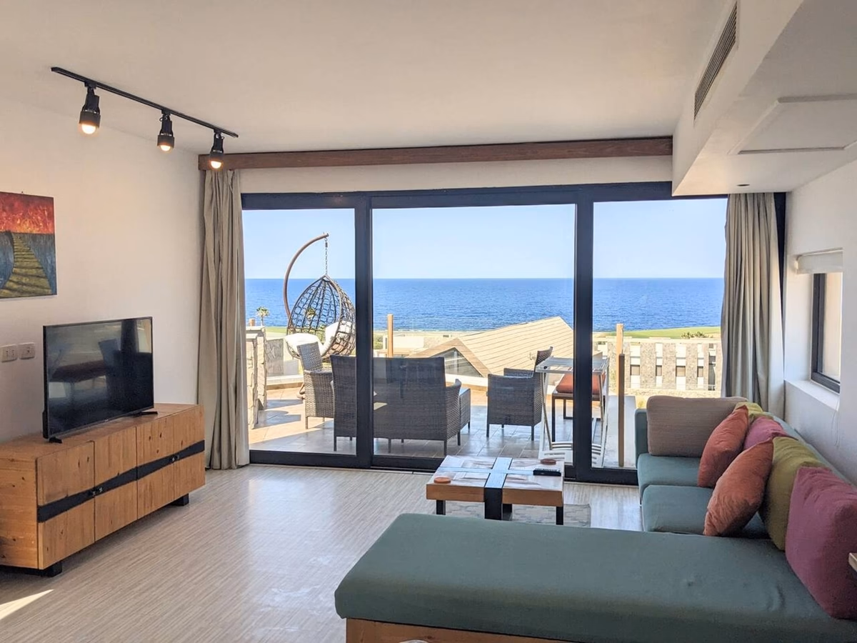 Elevated Sea View 2BR Standalone Free Beach & Pool - Image 9