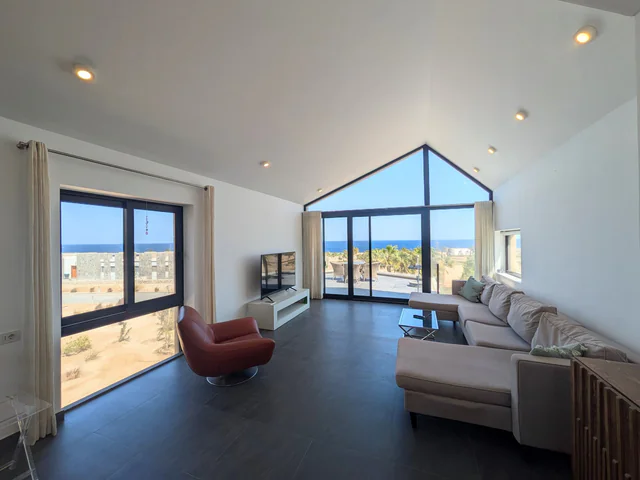 Sea & Golf View 2BR Villa with Beach & Pool Access - Image 2