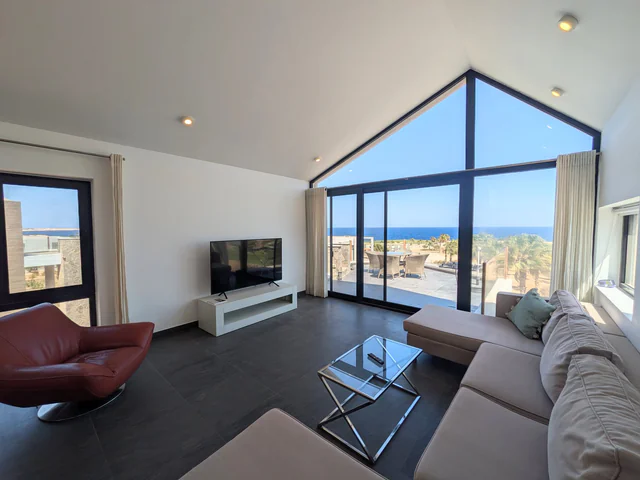 Sea & Golf View 2BR Villa with Beach & Pool Access - Image 5