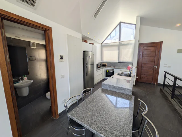 Sea & Golf View 2BR Villa with Beach & Pool Access - Image 6