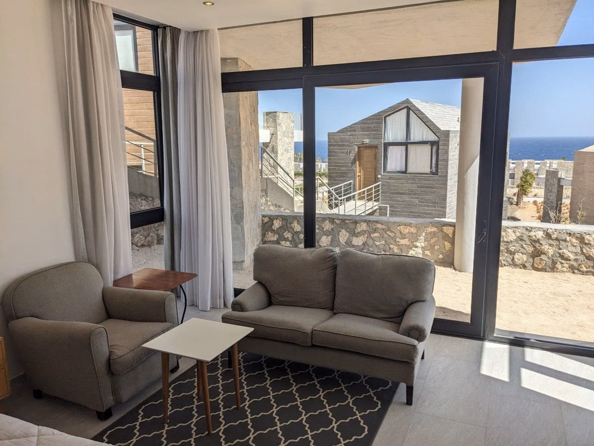 Sea View Studio in Soma Bay With Free Beach & Pool - Image 1