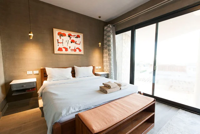 Stylish Seaview 2BR Villa with Free Pool & Beach - Image 2