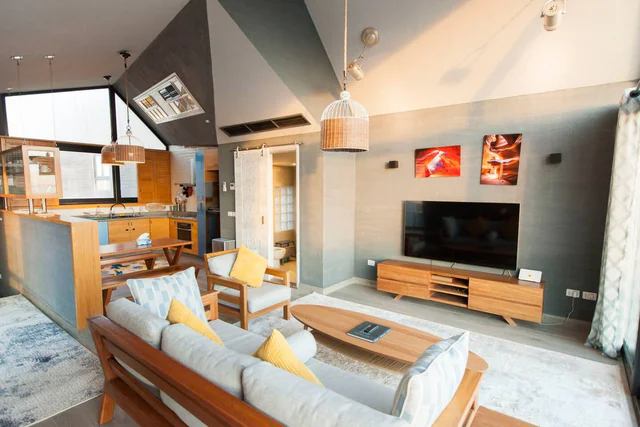 Stylish Seaview 2BR Villa with Free Pool & Beach - Image 6