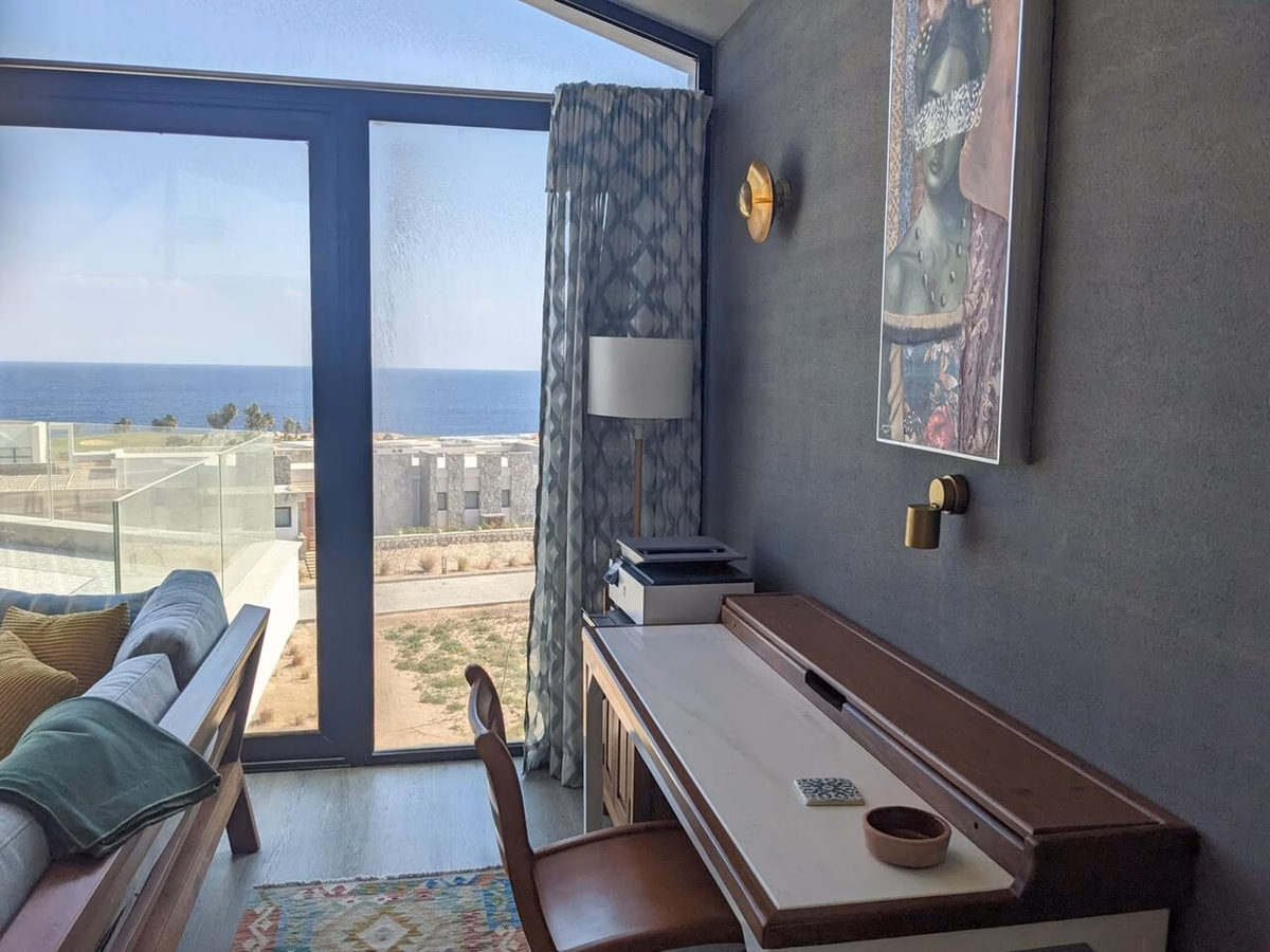 Stylish Seaview 2BR Villa with Free Pool & Beach - Image 9