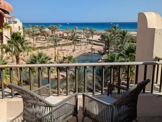 Super Central Somabay 2BR Marina Apt w/ Free Beach