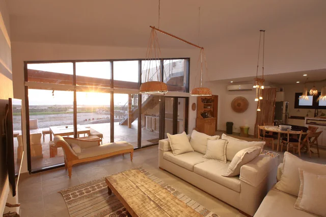 Seafront 3BR Soma Bay Villa With Exquisite Views - Image 2