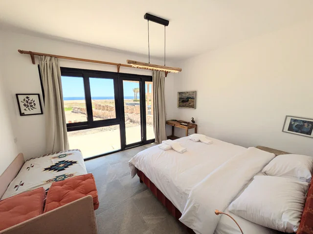 Seafront 3BR Soma Bay Villa With Exquisite Views - Image 6