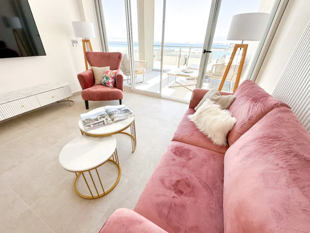 Super Central Somabay Seaviews Near Marina & Beach - Image 6