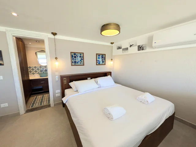 Modern Beachfront 1BR Loft with Garden in Somabay - Image 4