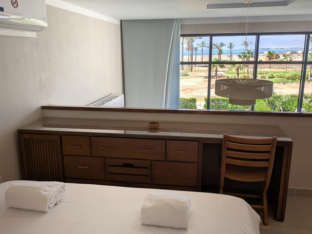 Modern Beachfront 1BR Loft with Garden in Somabay - Image 5