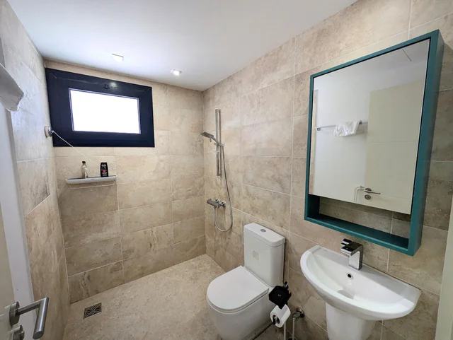 Stylish Seaview Somabay Studio w Free Beach, Pool - Image 6