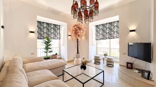 Light & Airy Spacious Marina 3BR w Sauna & Hot tub - Image 3