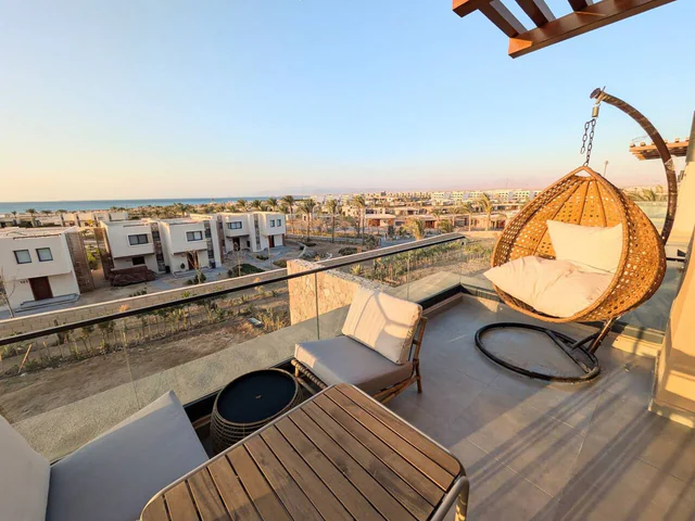Panoramic Seaview Somabay 1BR Apartment in Mesca - Image 2