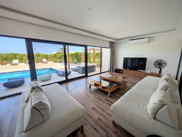 Spacious Private Pool 3BR Somabay Villa w Seaviews - Image 2