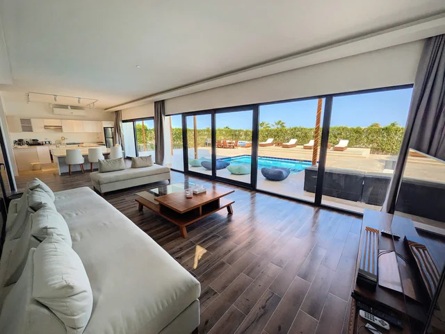 Spacious Private Pool 3BR Somabay Villa w Seaviews - Image 3