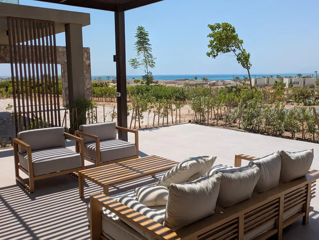 Spacious 3BR Apartment Glorious Panoramic Seaviews - Image 3