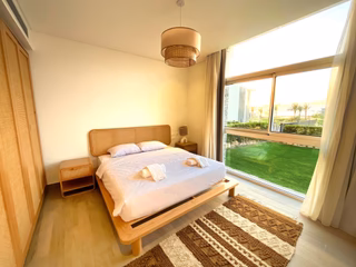 Central Somabay 3BR Garden Apartment w Sea views - Image 3