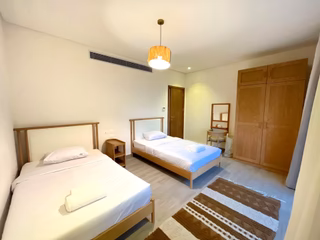 Central Somabay 3BR Garden Apartment w Sea views - Image 4