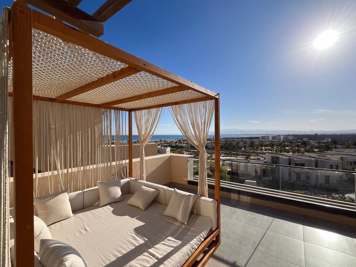 1BR Penthouse Mesca Soma Apt Panoramic Big Terrace - Image 2