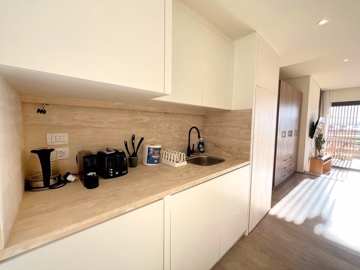 Beachfront Cabana Steps to Sandy Beach And Pool - Image 8