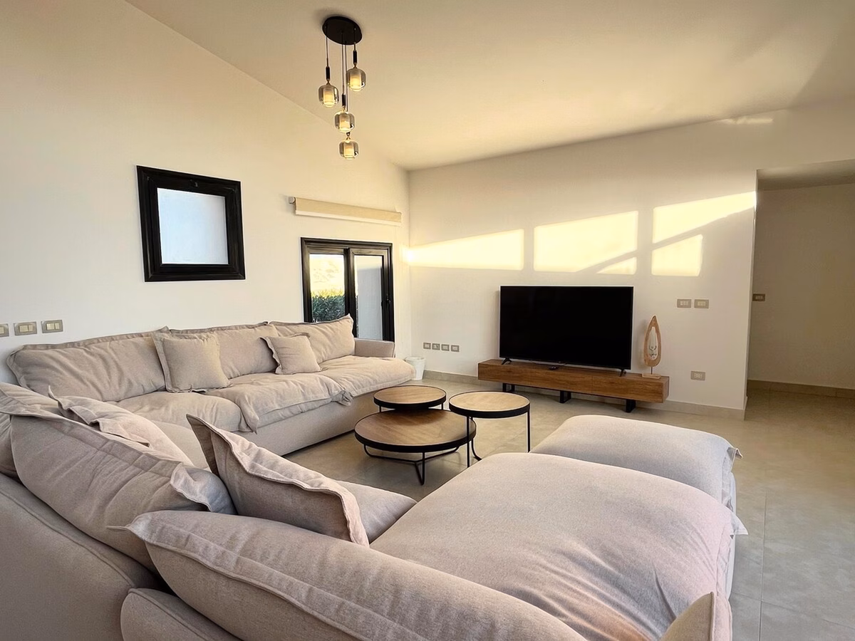 Spacious Villa With Terrace, Beach, Pool And BBQ - Image 10