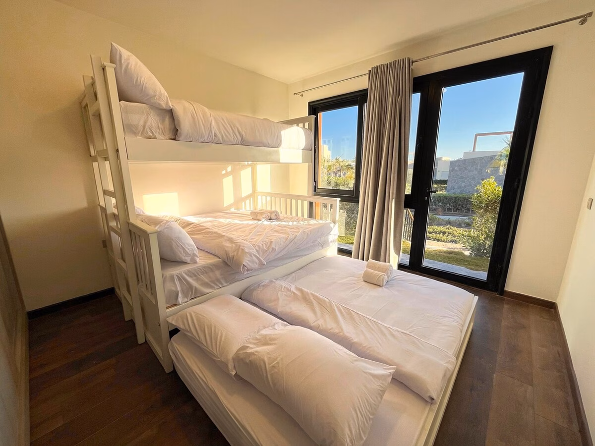 Spacious Villa With Terrace, Beach, Pool And BBQ - Image 4