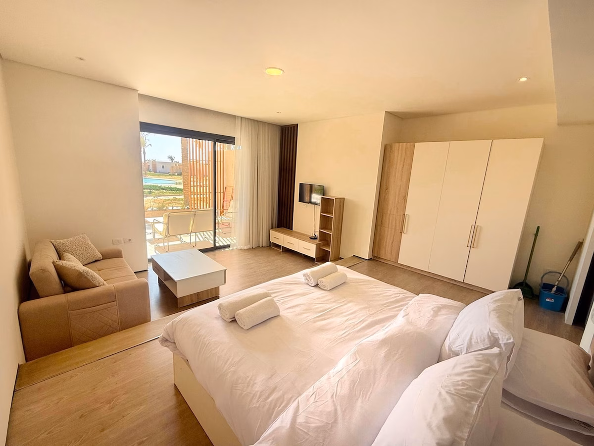 Pool front Mesca Cabana Minutes to Sandy Beach - Image 7