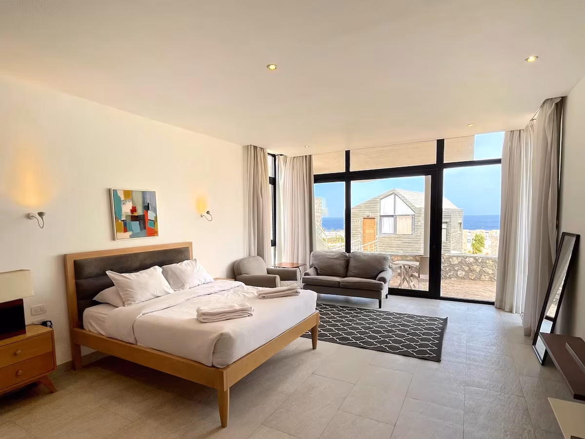 Sea View Studio in Soma Bay With Free Beach & Pool - Image 1